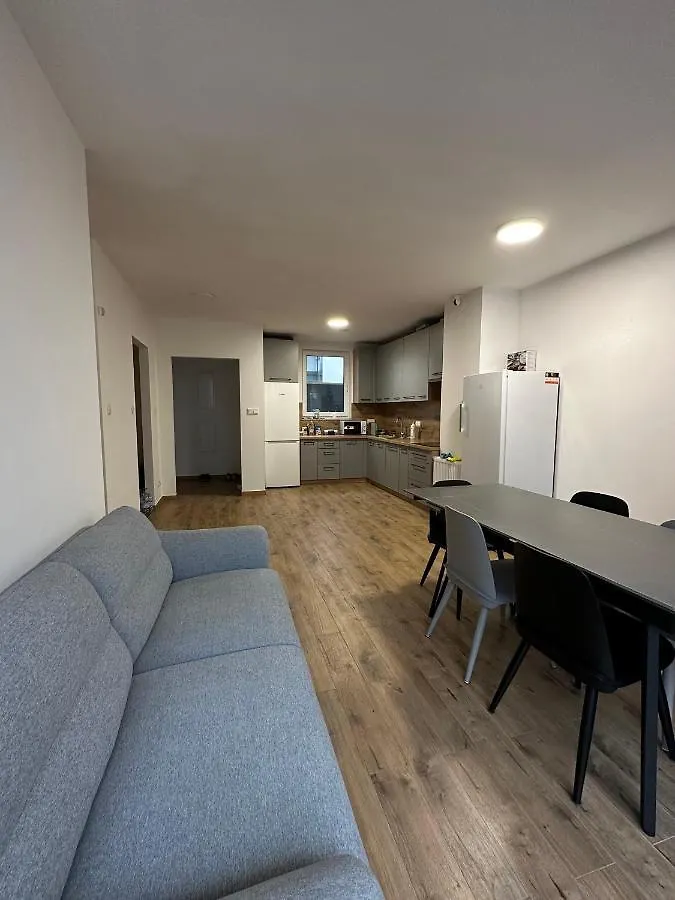 Double Twin Room #8 With Private Bathroom Warszawa Pensjonat